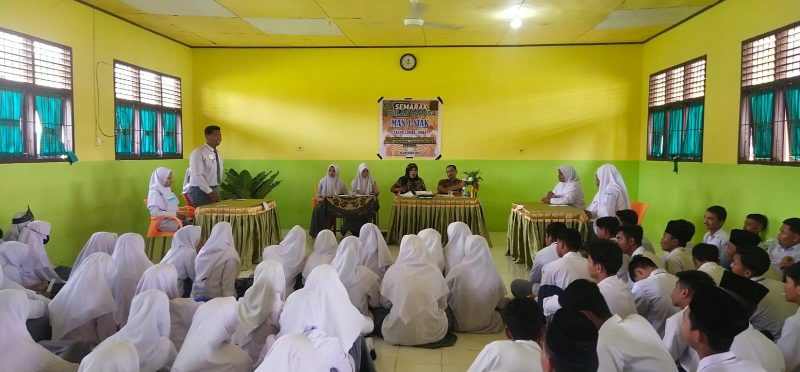 Semarak Bulan Bahasa MAN 1 Siak